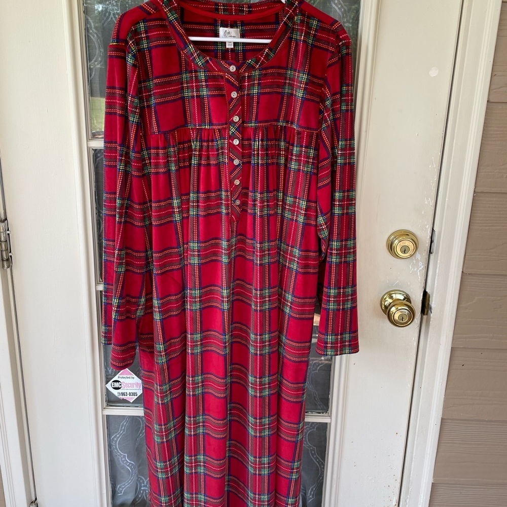 ✨ Aria Collection Red Plaid Nightgown Size 3X 🎄 Cozy Holiday Lounge Dress